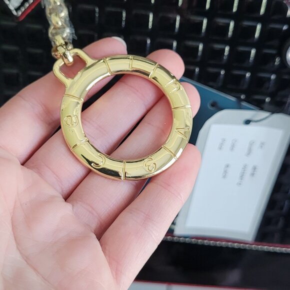 NWT INVECE Italian Patent Leather Handbag with Shoulder Strap & Keychain - Picture 4 of 12